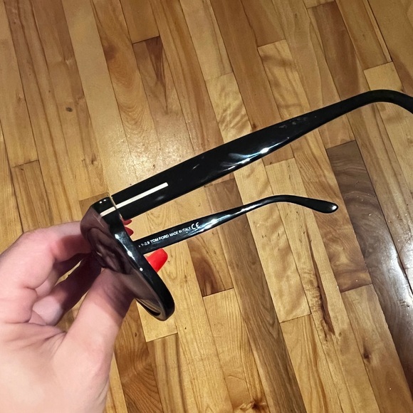 Tom Ford Sunglasses - Picture 3 of 3